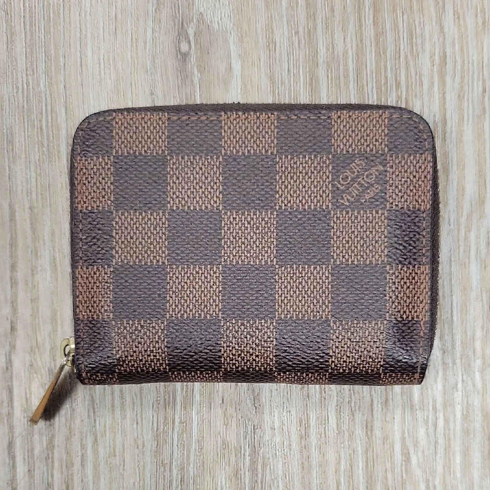 Louis Vuitton Damier Ebene Checkered Zippy Coin Purse